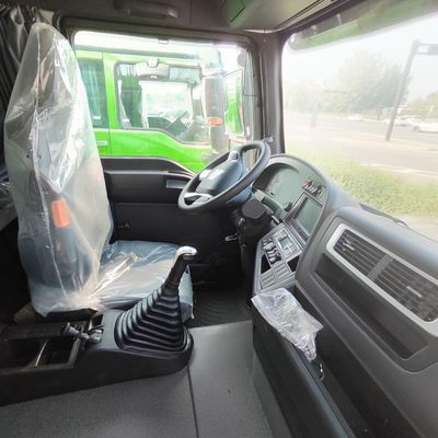 Sinotruk 10/12 Rad-Dump Trucks Hydraulisches Lenken und Euro 5 Emissionsstandard Jetzt