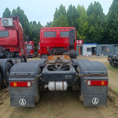 Hydraulisches Lenksystem und Leistungshilfssitze ≤ 5 in einem Beiben 6X4 Schwerlastwagen