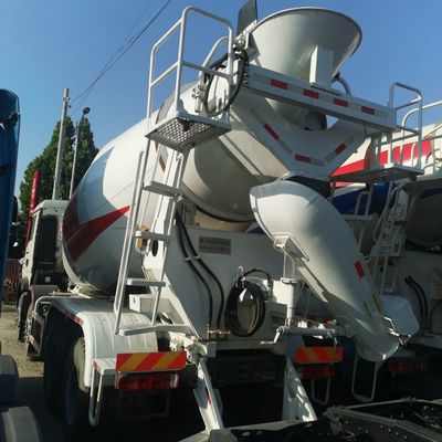 Vollzahlung Sinotruk Chassis Betonmischer mit hydraulischem Servolenkungssystem