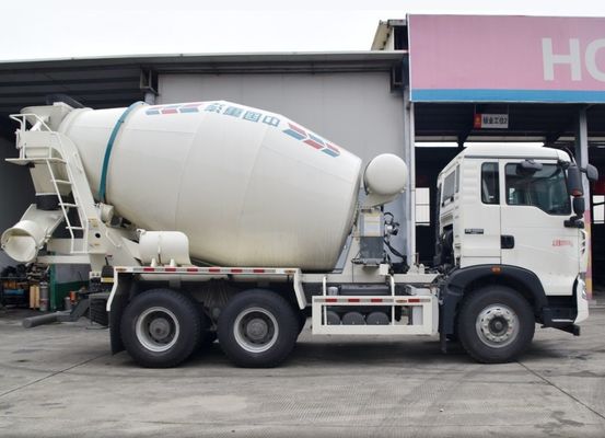 Euro 3 hydraulische Steuerung Betonmischer mit individueller Farbe von Sinotruk