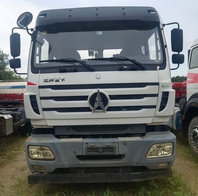 Beiben 6X4 Traktionsfahrzeug mit hydraulischer Lenkung und Leistungshilfe der Servolenkung