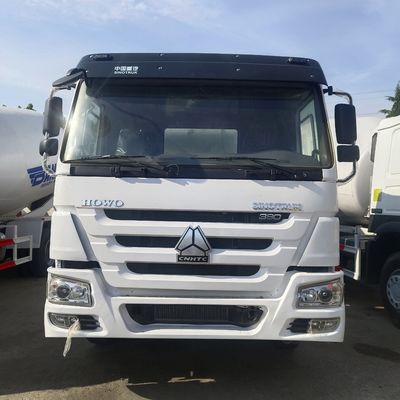 Sinotruk Betonmischfahrzeug für Schwerlastbau mit 10245x2496x3450m Größe
