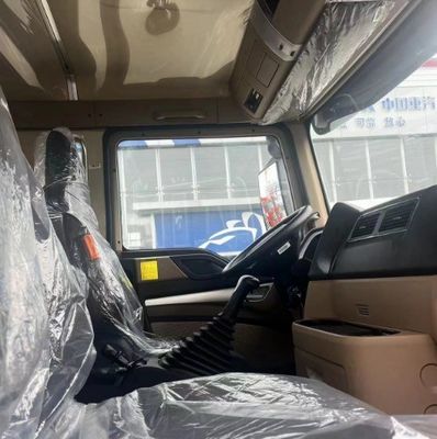 Sinotruk Hydraulic Steering Betonmischer-Chassis für Nutzlastanwendungen von 30 Tonnen
