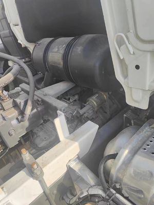 Sinotruk Chassis Hydraulische Steuerung Betonmischer mit 8 Hubraum und 400 PS