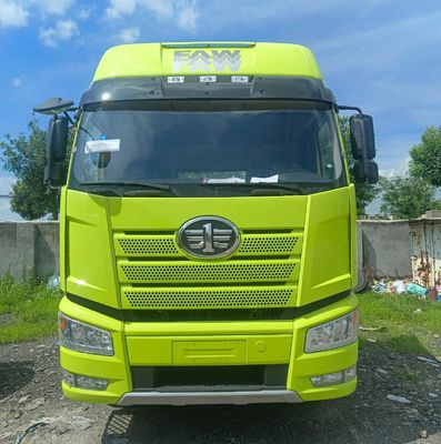 Rohrloser Reifendesign Wirtschaftlicher FAW Jiefang J6p420HP Diesel-Schwerlastwagen für Logistik