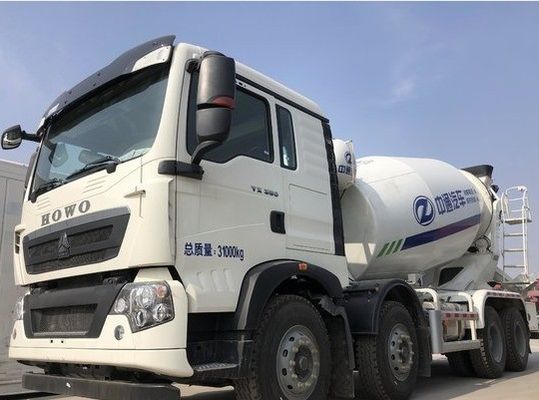 Diesel-Tankwagen Montierte Mischtransporte 2m3 8m3 12m3 4X2 /6X4/8X4 Mobiler Tankwagen HOWO Handbuch