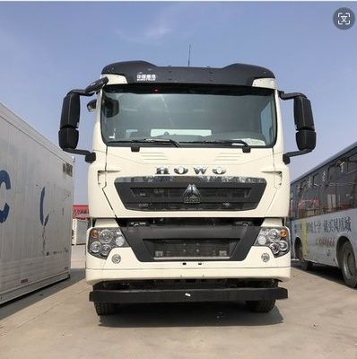 Diesel-Tankwagen Montierte Mischtransporte 2m3 8m3 12m3 4X2 /6X4/8X4 Mobiler Tankwagen HOWO Handbuch