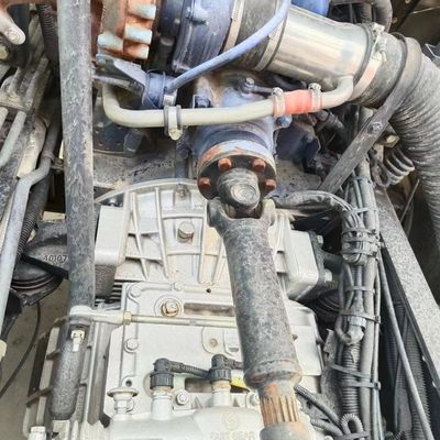 Kohlenstoffstahl Hydraulic Cement Mixer Truck 8x4 für Langlebigkeit und Leistung von Sinotruk