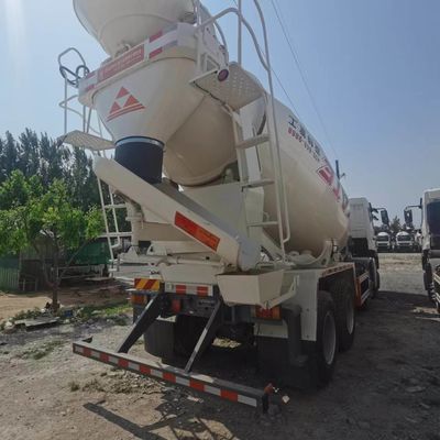 Handgetriebe Sinotruk Hydraulischer Betonmischer LKW 8 Auslagerung für Gebäude