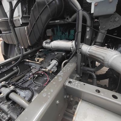 2024 Gebrauchtes Sinotruk Schwerlast-Fahrzeug Anhänger Lkw Diesel 6X4 Manuelle Antrieb Linksschleppwagen Anpassung