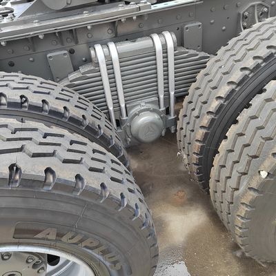 2024 Gebrauchtes Sinotruk Schwerlast-Fahrzeug Anhänger Lkw Diesel 6X4 Manuelle Antrieb Linksschleppwagen Anpassung