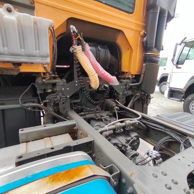 Euro 3 Emissionsstandard 6x4 Hydraulik-Dump Truck mit Sinotruk-Chassis und 371 PS Leistung