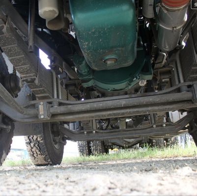 8x4 Antriebsmodus Sinotruk Chassis Zementmischer mit hydraulischer Lenkung und Leistungshilfe