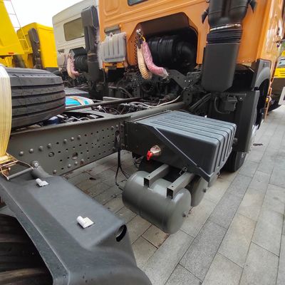 Kohlenstoffstahl-Ladebüro leistungsstarker Hydraulik-Dump-Truck mit Sinotruk-Chassis 6 Monate