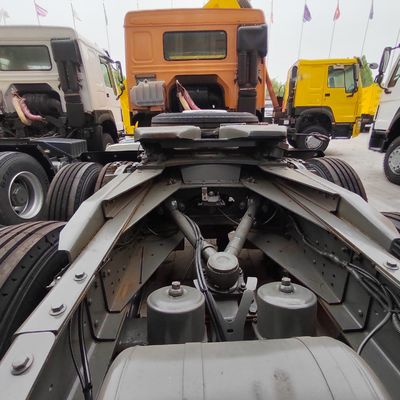 Frontlifting-Style-Dumping-Mining-Transporter mit 371 PS Leistung und hoher Kapazität