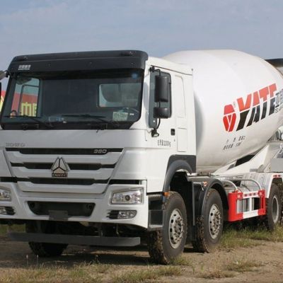 Sinotruk Zementmischfahrzeug mit Reifen und Hydrauliklen Lenkungssystem