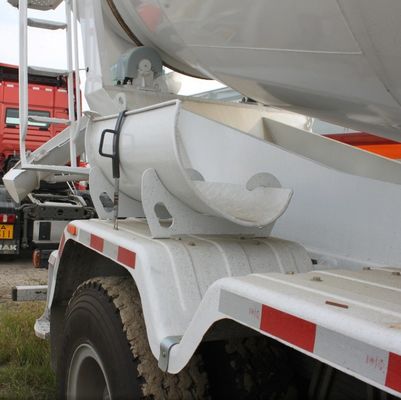 Sinotruk Zementmischfahrzeug mit Reifen und Hydrauliklen Lenkungssystem