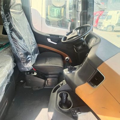 Vollzahlung Shaanxi Automobile Delong X6000 Diesel Traktionswagen mit 600 L Tank