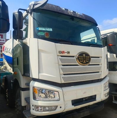 Mischfahrzeuge mit Sinotruk-Chassis und hydraulischem Lenksystem Anfangszahlung