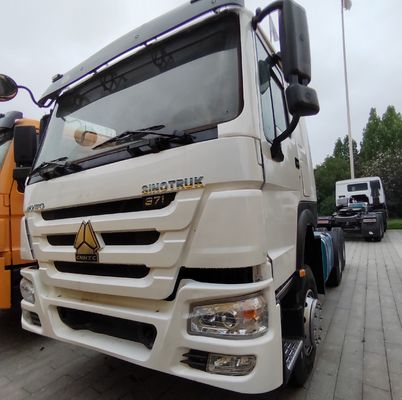 Erschwinglicher HOWO 371HP 6X4 Traktor für den Güterverkehr 6 Monate Nachverkaufsservice