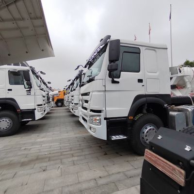 Rohrlose Reifen Hydraulischer Transportwagen mit Sinotruk Chassis und Handgetriebe