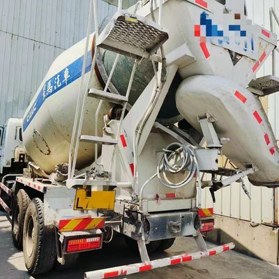 Sinotruk 8m3 Diesel Agitator Lastwagen mit hydraulischer Lenkung