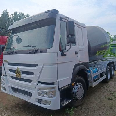 HOWO Schwerlastwagen 6X4 380 PS 12m3 Betonmischer mit Versandkosten