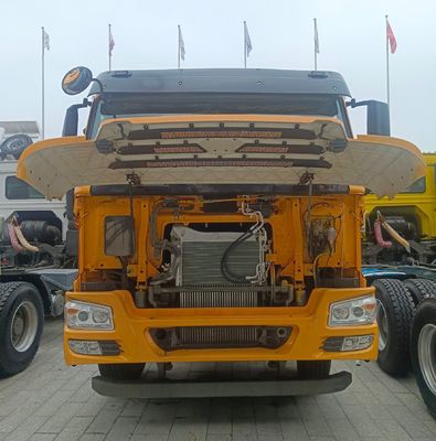 Sinotruck 6X4 Traktorwagen mit leistungsstarkem Dieselmotor und hydraulischem Lenksystem