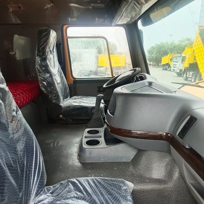 Handgetriebe Sitrak Traktor Lkw Schwerlastschleppmaschine mit bequemen Sitzplätzen