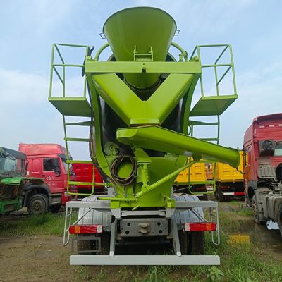 Euro 3 HOWO 12m3 380 PS Klassischer Betonmischer mit Leistungshilfe