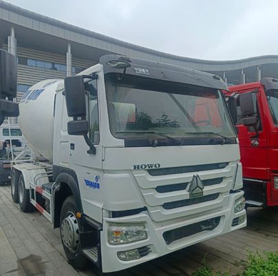 Sinotruk Chassis HOWO 12m3 Selbstbetonmischer ideal für Baumaschinen