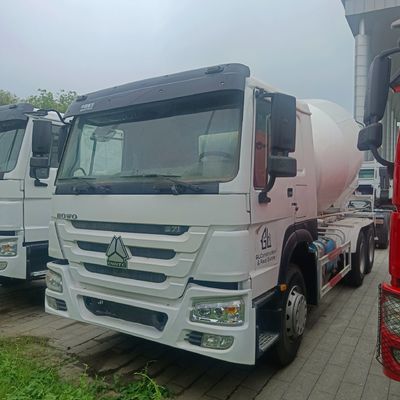 Sinotruk Chassis HOWO 12m3 Selbstbetonmischer für schwere Baumaschinen
