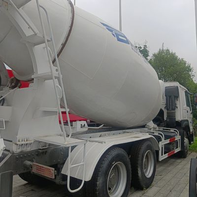 Sinotruk Chassis HOWO 12m3 Selbstbetonmischer für schwere Baumaschinen