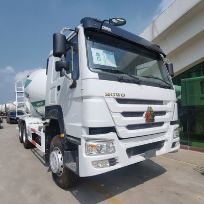 Dieselbaufahrzeug mit tragbarem Zementmischer und hydraulischem Lenksystem