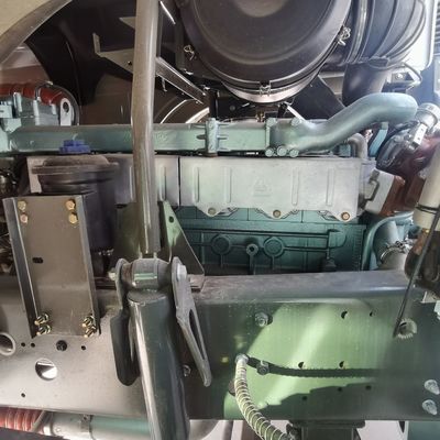 1024.00cm * 250.00cm * 345.00cm Schwerlastbetonmischer mit Reifen und Hydrauliklenkung