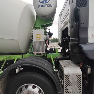 Gebrauchtes Sinotruk-Chassis Hydraulic Cement Truck für das Mischen von Dieselkraftstoff und mehr vor Ort