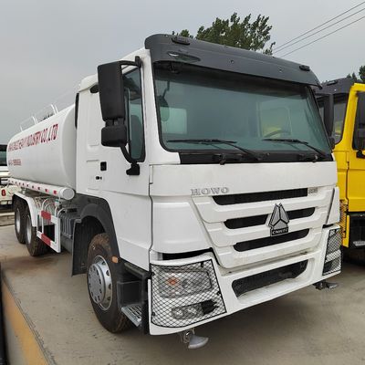 Sinotruk Chassis 20tons Gebraucht HOWO 6X4 Wasserlieferwagen Wasserbehälter Lkw mit Reifen