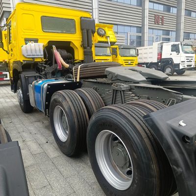 Wirtschaftlicher Antriebsrad 6×4 Diesel-Traktorkopf HOWO6X4 Trac mit erhöhtem Wirkungsgrad