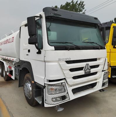 Sinotruk HOWO 6X4 15000L 2000m Sup3 Trinkwasserversorgung