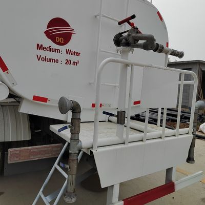 Sinotruk HOWO 6X4 Wasserlieferwagen für schwere Fahrzeuge mit Euro 3-Emissionsstandard