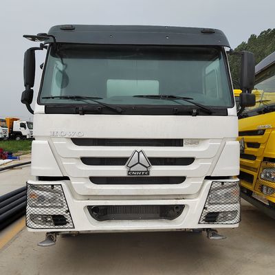 Sprühen Sinotruk HOWO 6X4 Wasserlieferwagen mit Paket Bruttogewicht 13570.000kg