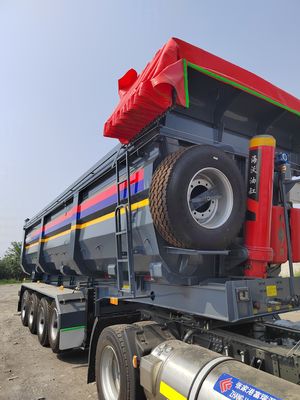 Selbst entladende Getreide-Fahrzeug mit eigener Farbe 8000-9000 mm Radstütze und mehr