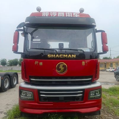 400 L Kraftstoffbehälter Shacman Diesel 6X4 Traktor-Lkw mit Rohrlosen Reifen Design