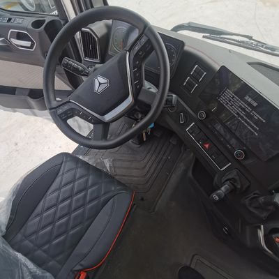 Sitrak-Traktor-Ladentransportwagen für Kraftstofftanks mit hoher Kapazität