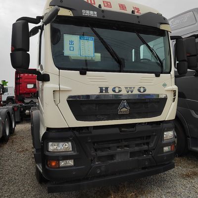 Sinotruk HOWO Cnl LNG-Traktorkopf zum Ziehen von Semi-Anhängern 6×4 Antriebsradleistung