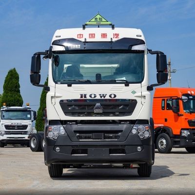 Erste Zahlung Schwerlastwagen HOWO mit 400L Tank und Luftfederung