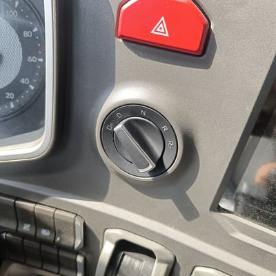2024 National Heavy Duty Truck HOWO630HP 6X410 Radverbrannte Traktionstransportfahrzeug
