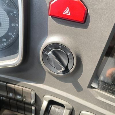Hohe Kapazität HOWO Gasfahrzeug mit Leistungshilfe und Material aus Kohlenstoffstahl