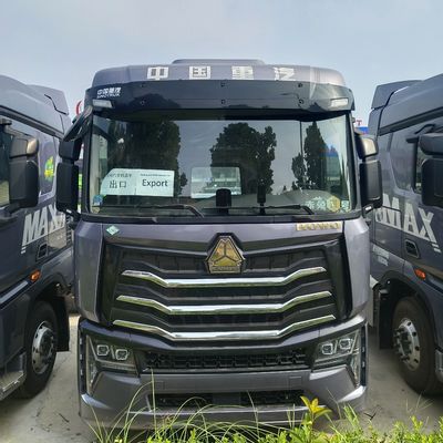 Schwerlastwagen mit automatischem Getriebe Euro6 HOWO LNG-Traktor Anhängerkopf für schwere Fahrzeuge