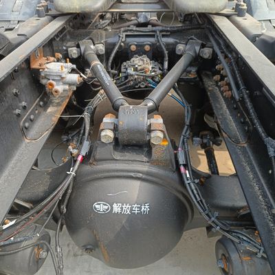 Jh6 420 Schwerlastwagen mit individuell angepasstem Sinotruk-Chassis und Hydrauliklenkung
